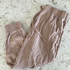 Cloth and Stone XS joggers
